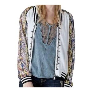 BKE Gimmicks by embroidered bomber jacket size L